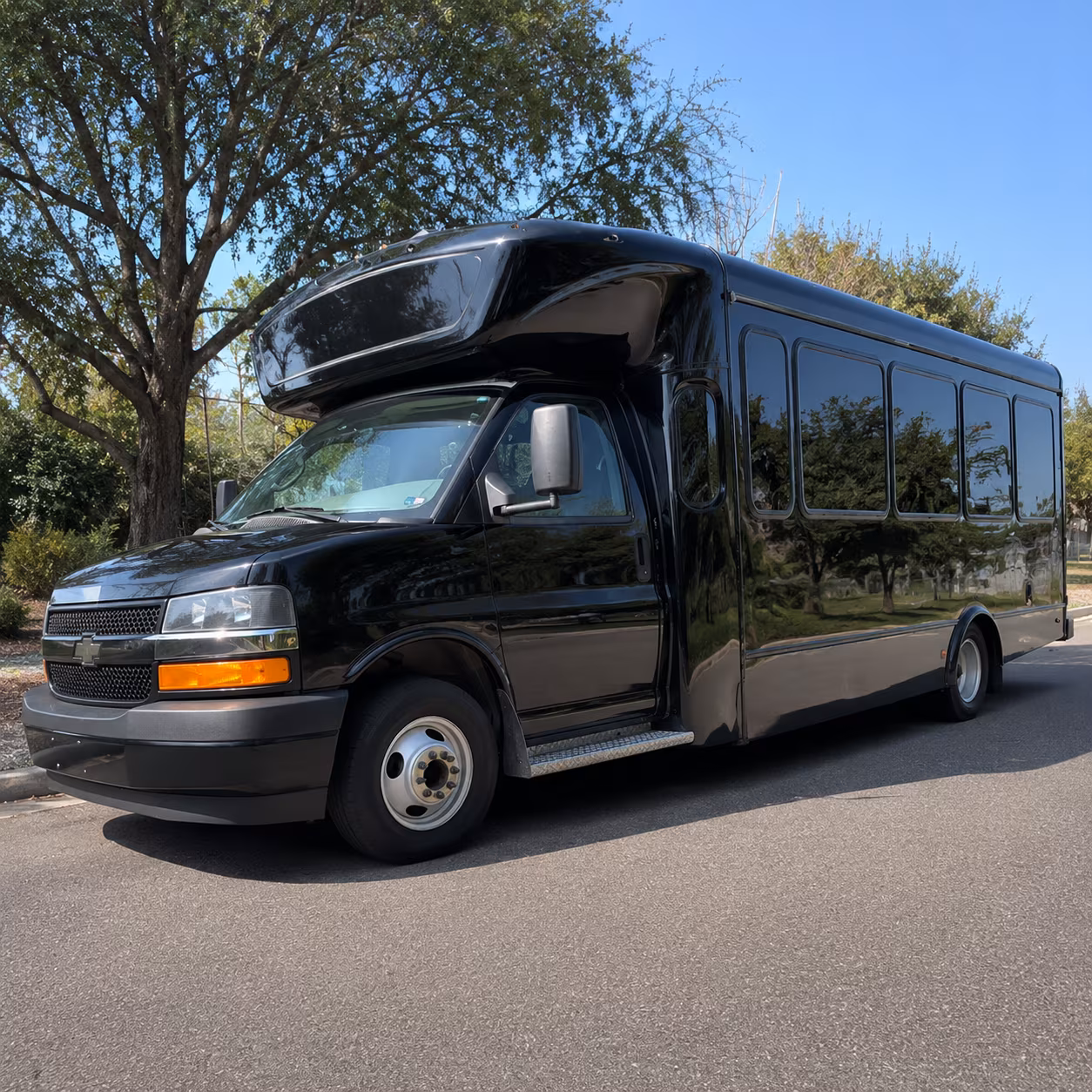 Santa Clara Birthday, Sweet 16, & Quinceañera Party Bus Rentals